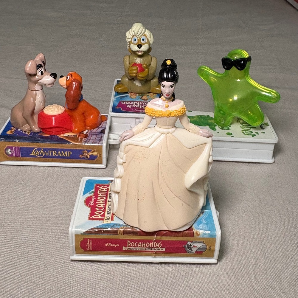 Vintage Disney Masterpiece Collection VHS Case Toy Lot